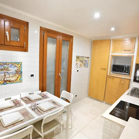 Suarez Vomero Lejlighed *